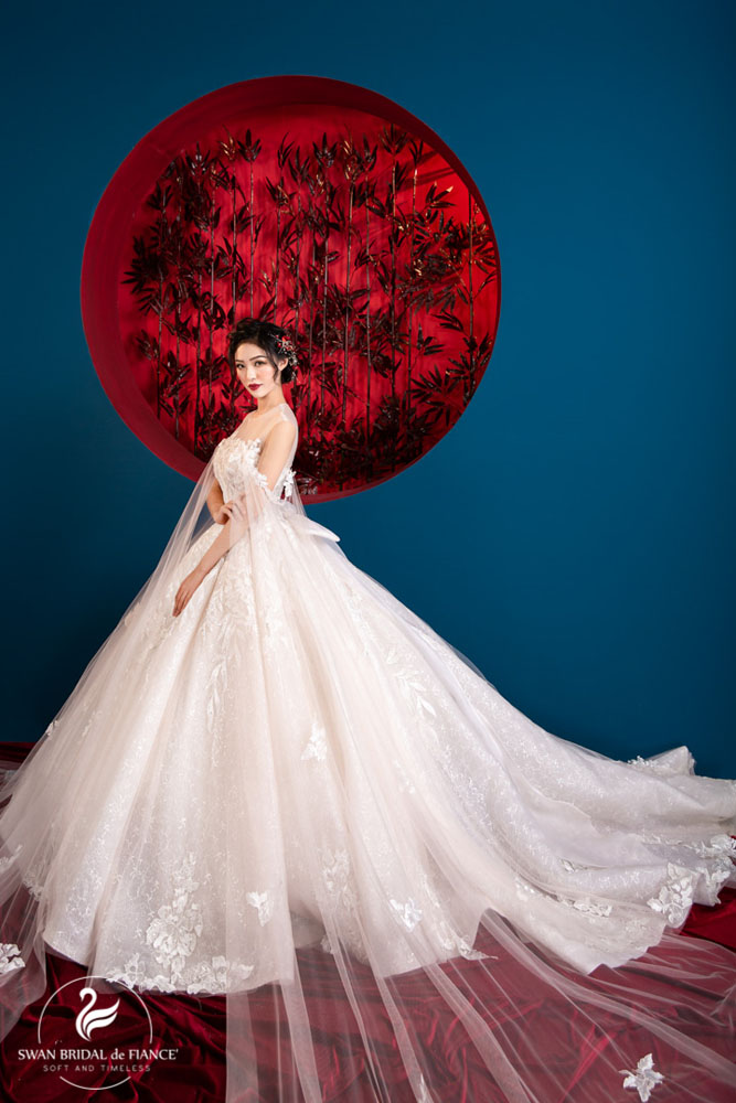 swan bridal - glamour swan 3