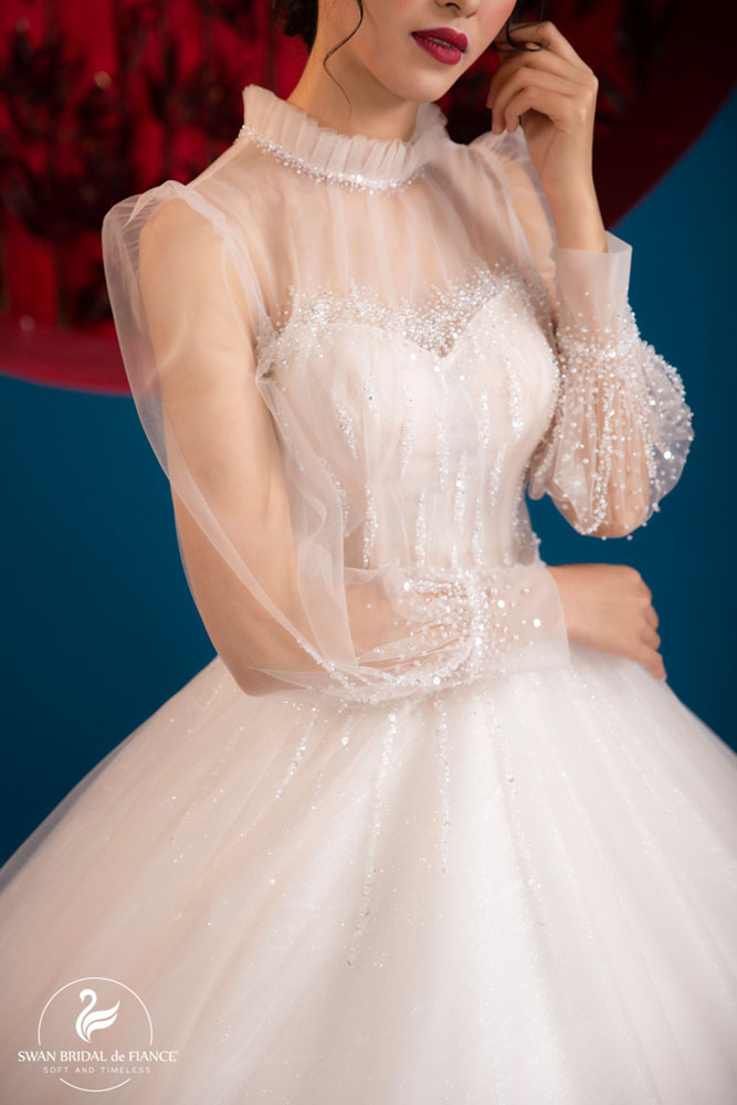swan bridal- váy cưới tay dài 
