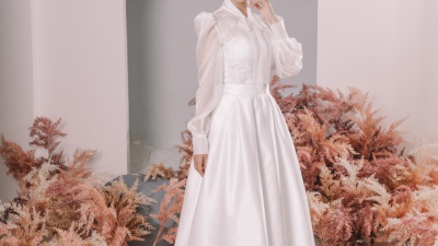 Top 5 mẫu váy màu trắng phù hợp cho các nàng dâu sở hữu làn da warm undertone